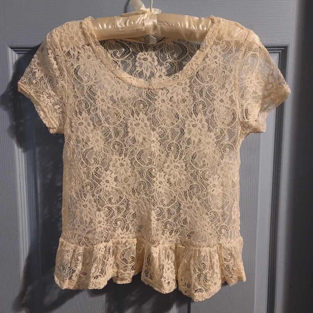 Delia's S/S Sheer Floral Lace Blouse